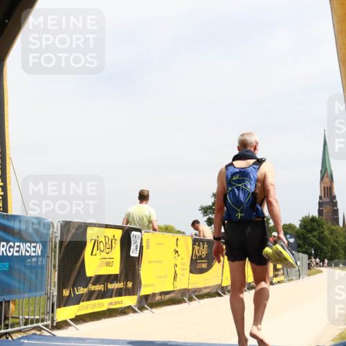 22.06.2025 - Viking Triathlon H.Heesch http://msf.ph/oto/8080162 22.06.2025 12:59:35 Laufen  meine-sportfotos.de