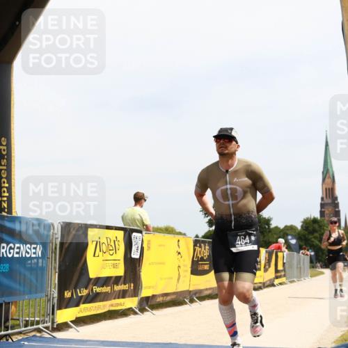 22.06.2025 - Viking Triathlon H.Heesch http://msf.ph/oto/8080270 22.06.2025 13:03:51 Laufen 30, 464, 508, 510, 602 meine-sportfotos.de