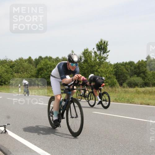 22.06.2025 - Viking Triathlon Yannick Fuchs http://msf.ph/oto/8080284 22.06.2025 12:20:37 Radfahren 40, 108, 209, 217, 230, 283, 290, 369, 436, 448, 519, 546 meine-sportfotos.de