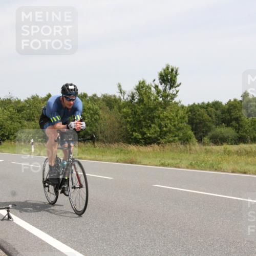 22.06.2025 - Viking Triathlon Yannick Fuchs http://msf.ph/oto/8080388 22.06.2025 12:20:50 Radfahren 25, 43, 128, 181, 187, 316, 374, 388, 407, 506, 654 meine-sportfotos.de