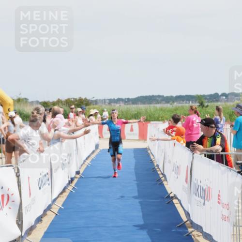 22.06.2025 - Viking Triathlon MichiJ http://msf.ph/oto/8080420 22.06.2025 14:20:32 Ziel 9 meine-sportfotos.de
