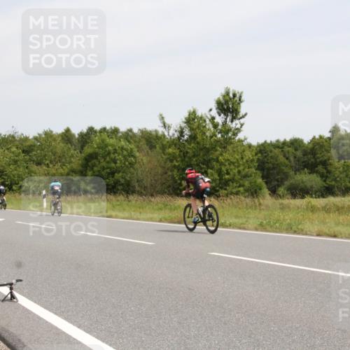 22.06.2025 - Viking Triathlon Yannick Fuchs http://msf.ph/oto/8080446 22.06.2025 12:20:59 Radfahren 2, 53, 62, 65, 98, 100, 160, 316, 349, 428, 506, 522, 647, 661 meine-sportfotos.de