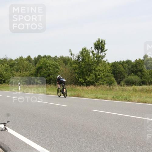 22.06.2025 - Viking Triathlon Yannick Fuchs http://msf.ph/oto/8080480 22.06.2025 12:21:04 Radfahren 2, 53, 98, 100, 476, 647, 661 meine-sportfotos.de