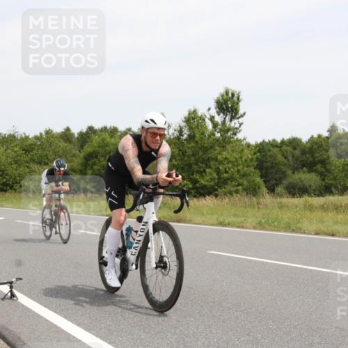 22.06.2025 - Viking Triathlon Yannick Fuchs http://msf.ph/oto/8080578 22.06.2025 12:21:56 Radfahren 278, 318, 350, 377, 442, 606 meine-sportfotos.de