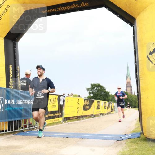 22.06.2025 - Viking Triathlon H.Heesch http://msf.ph/oto/8080752 22.06.2025 16:44:32 Laufen 402, 470 meine-sportfotos.de