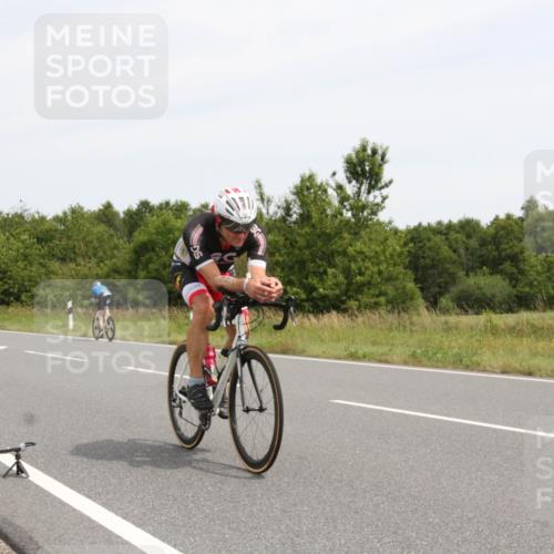 22.06.2025 - Viking Triathlon Yannick Fuchs http://msf.ph/oto/8081296 22.06.2025 12:22:03 Radfahren 6, 109, 350, 493 meine-sportfotos.de