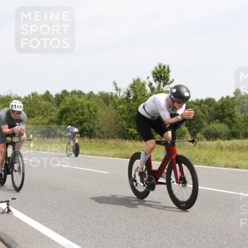 22.06.2025 - Viking Triathlon Yannick Fuchs http://msf.ph/oto/8081349 22.06.2025 12:23:13 Radfahren 178, 198, 224, 326, 351, 384, 401, 534 meine-sportfotos.de
