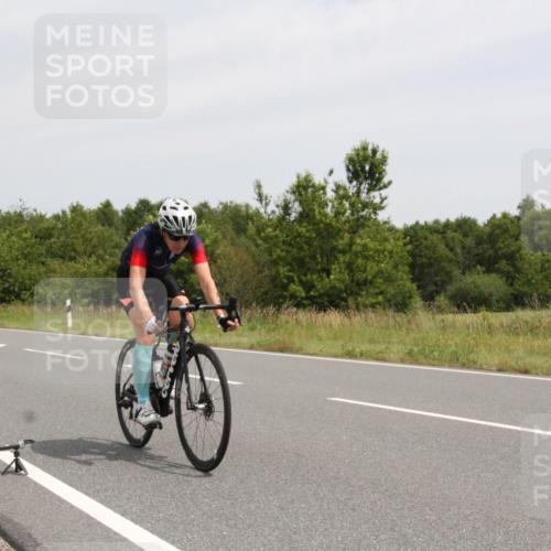 22.06.2025 - Viking Triathlon Yannick Fuchs http://msf.ph/oto/8081438 22.06.2025 12:24:23 Radfahren 80, 221, 243, 549, 649 meine-sportfotos.de