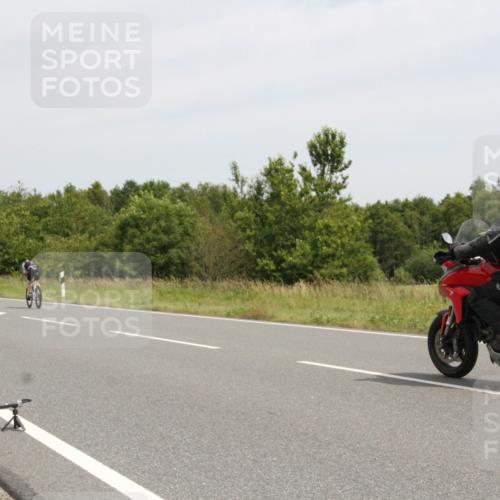 22.06.2025 - Viking Triathlon Yannick Fuchs http://msf.ph/oto/8081505 22.06.2025 12:25:04 Radfahren 177, 264, 300 meine-sportfotos.de