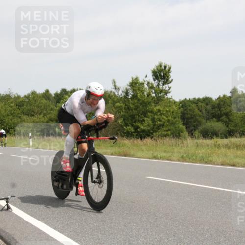22.06.2025 - Viking Triathlon Yannick Fuchs http://msf.ph/oto/8081557 22.06.2025 12:25:52 Radfahren 10, 507, 617 meine-sportfotos.de
