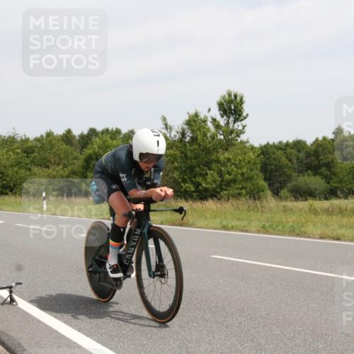 22.06.2025 - Viking Triathlon Yannick Fuchs http://msf.ph/oto/8081562 22.06.2025 12:26:02 Radfahren 15, 70, 103, 305, 398 meine-sportfotos.de