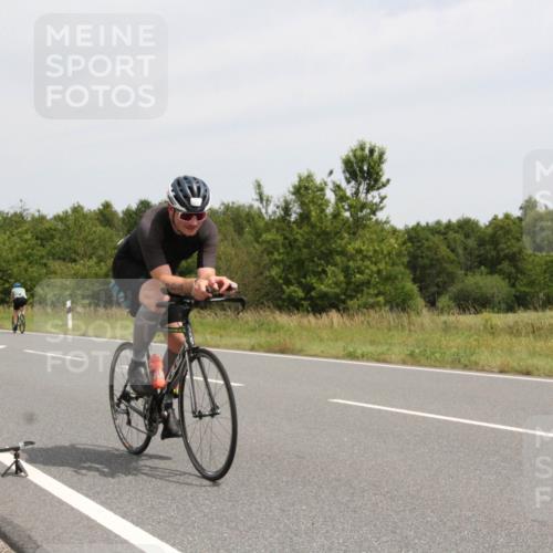 22.06.2025 - Viking Triathlon Yannick Fuchs http://msf.ph/oto/8081567 22.06.2025 12:26:07 Radfahren 70, 103, 304, 398, 544 meine-sportfotos.de