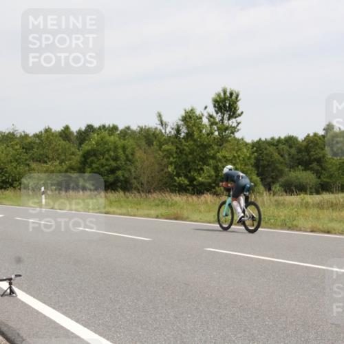 22.06.2025 - Viking Triathlon Yannick Fuchs http://msf.ph/oto/8081572 22.06.2025 12:26:09 Radfahren 70, 103, 304, 398, 544 meine-sportfotos.de