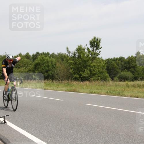 22.06.2025 - Viking Triathlon Yannick Fuchs http://msf.ph/oto/8081601 22.06.2025 12:26:40 Radfahren 139, 272, 365, 601 meine-sportfotos.de