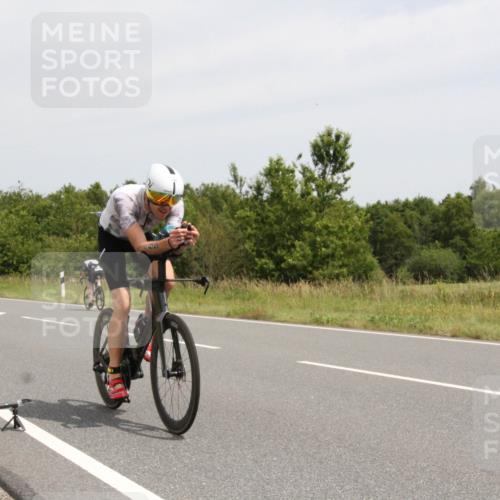 22.06.2025 - Viking Triathlon Yannick Fuchs http://msf.ph/oto/8081629 22.06.2025 12:27:01 Radfahren 145, 161, 176, 368, 485, 652 meine-sportfotos.de