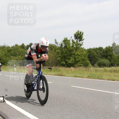 22.06.2025 - Viking Triathlon Yannick Fuchs http://msf.ph/oto/8081633 22.06.2025 12:27:02 Radfahren 145, 161, 176, 368, 485, 652 meine-sportfotos.de
