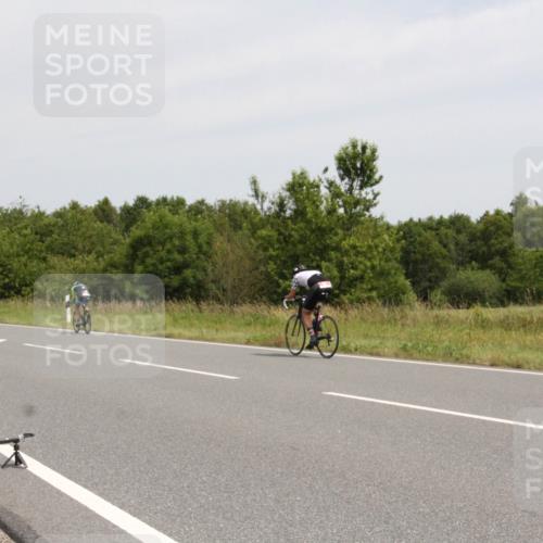22.06.2025 - Viking Triathlon Yannick Fuchs http://msf.ph/oto/8081641 22.06.2025 12:27:22 Radfahren 29, 36, 228, 382, 451 meine-sportfotos.de
