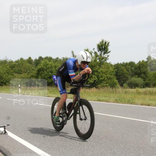 22.06.2025 - Viking Triathlon Yannick Fuchs http://msf.ph/oto/8081665 22.06.2025 12:27:55 Radfahren 286, 467 meine-sportfotos.de