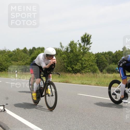 22.06.2025 - Viking Triathlon Yannick Fuchs http://msf.ph/oto/8081685 22.06.2025 12:28:28 Radfahren 117, 258, 289, 347, 367, 648 meine-sportfotos.de