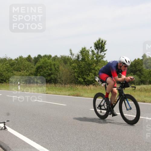 22.06.2025 - Viking Triathlon Yannick Fuchs http://msf.ph/oto/8081688 22.06.2025 12:28:28 Radfahren 117, 258, 289, 347, 367, 648 meine-sportfotos.de
