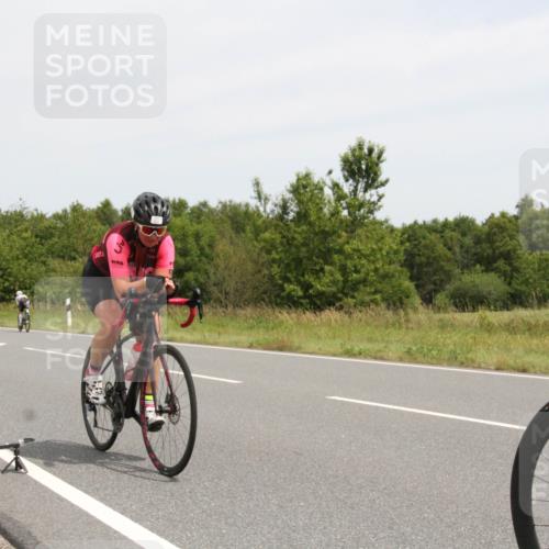 22.06.2025 - Viking Triathlon Yannick Fuchs http://msf.ph/oto/8081722 22.06.2025 12:29:00 Radfahren 46, 317, 452, 615, 627 meine-sportfotos.de