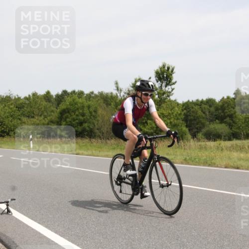 22.06.2025 - Viking Triathlon Yannick Fuchs http://msf.ph/oto/8081724 22.06.2025 12:29:12 Radfahren 11, 33, 59, 249, 298, 386 meine-sportfotos.de