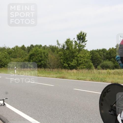 22.06.2025 - Viking Triathlon Yannick Fuchs http://msf.ph/oto/8081730 22.06.2025 12:29:16 Radfahren 11, 33, 59, 249, 298, 386, 437 meine-sportfotos.de