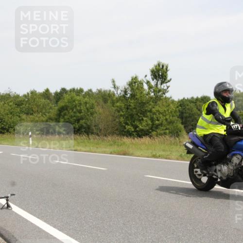 22.06.2025 - Viking Triathlon Yannick Fuchs http://msf.ph/oto/8081797 22.06.2025 12:30:30 Radfahren 18, 276, 295, 341 meine-sportfotos.de
