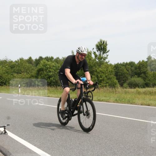 22.06.2025 - Viking Triathlon Yannick Fuchs http://msf.ph/oto/8081809 22.06.2025 12:30:42 Radfahren 16, 51, 248, 389, 503, 529 meine-sportfotos.de