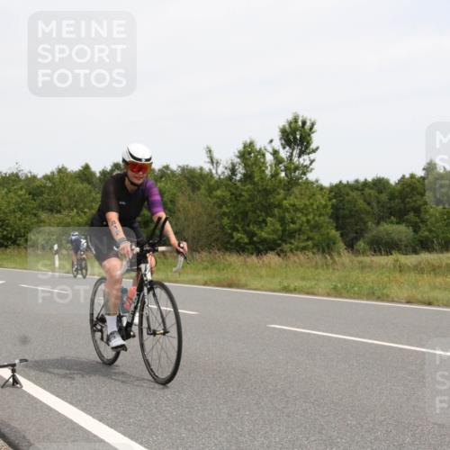 22.06.2025 - Viking Triathlon Yannick Fuchs http://msf.ph/oto/8081880 22.06.2025 12:31:46 Radfahren 37, 114, 204, 333, 364, 412, 423, 500, 525 meine-sportfotos.de