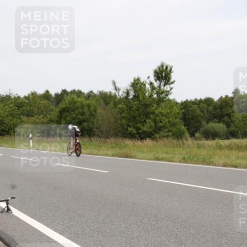 22.06.2025 - Viking Triathlon Yannick Fuchs http://msf.ph/oto/8081882 22.06.2025 12:31:47 Radfahren 37, 107, 204, 314, 333, 364, 412, 423, 500, 525 meine-sportfotos.de
