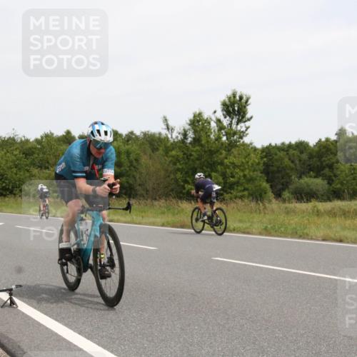 22.06.2025 - Viking Triathlon Yannick Fuchs http://msf.ph/oto/8081885 22.06.2025 12:31:48 Radfahren 37, 107, 204, 314, 333, 412, 423, 500, 525 meine-sportfotos.de