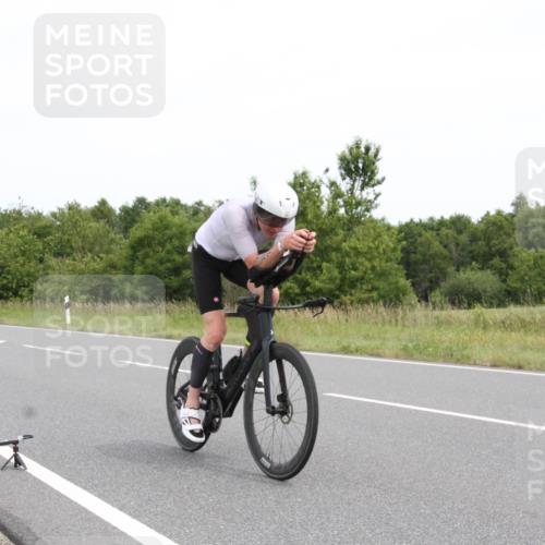 22.06.2025 - Viking Triathlon Yannick Fuchs http://msf.ph/oto/8081925 22.06.2025 12:32:53 Radfahren 189, 315, 381, 658 meine-sportfotos.de