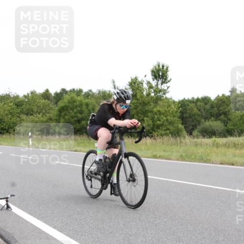 22.06.2025 - Viking Triathlon Yannick Fuchs http://msf.ph/oto/8081934 22.06.2025 12:33:08 Radfahren 240, 475, 496 meine-sportfotos.de