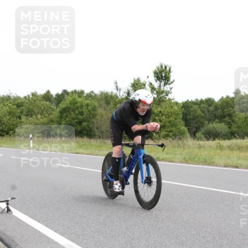 22.06.2025 - Viking Triathlon Yannick Fuchs http://msf.ph/oto/8081965 22.06.2025 12:33:46 Radfahren 13, 121, 150, 173, 340, 458, 487, 604, 659 meine-sportfotos.de
