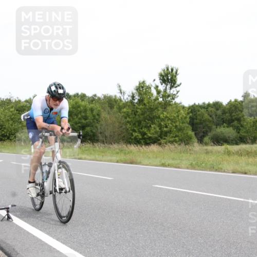 22.06.2025 - Viking Triathlon Yannick Fuchs http://msf.ph/oto/8081991 22.06.2025 12:34:11 Radfahren 26, 650 meine-sportfotos.de