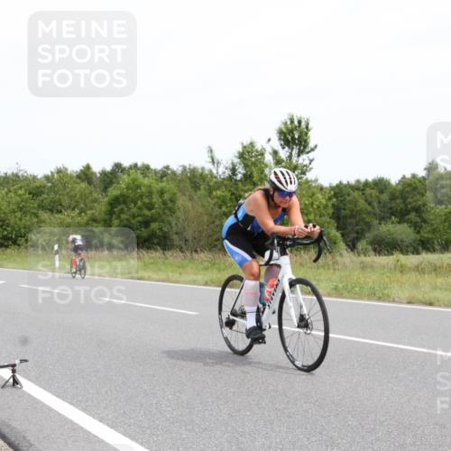 22.06.2025 - Viking Triathlon Yannick Fuchs http://msf.ph/oto/8082027 22.06.2025 12:34:56 Radfahren 102, 358, 411, 619, 635, 645 meine-sportfotos.de