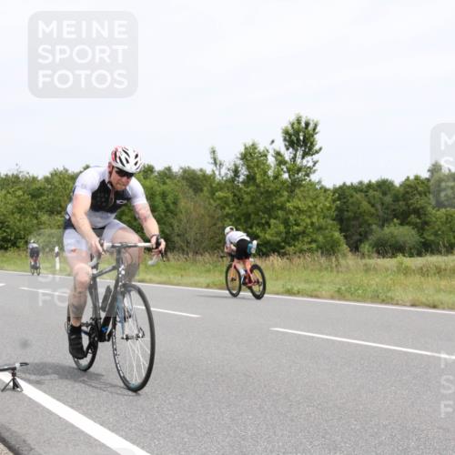 22.06.2025 - Viking Triathlon Yannick Fuchs http://msf.ph/oto/8082063 22.06.2025 12:35:34 Radfahren 76, 182, 454, 481, 553 meine-sportfotos.de