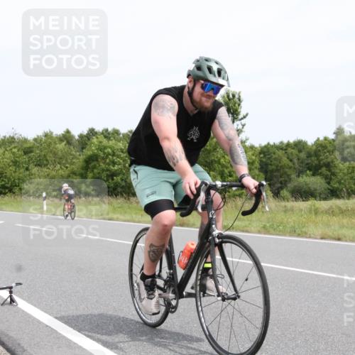 22.06.2025 - Viking Triathlon Yannick Fuchs http://msf.ph/oto/8082090 22.06.2025 12:35:59 Radfahren 77, 184, 237, 629 meine-sportfotos.de