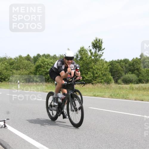 22.06.2025 - Viking Triathlon Yannick Fuchs http://msf.ph/oto/8082121 22.06.2025 12:36:30 Radfahren 355, 422, 463, 468 meine-sportfotos.de