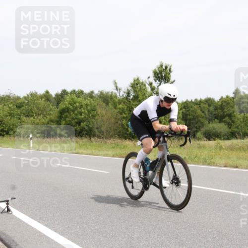 22.06.2025 - Viking Triathlon Yannick Fuchs http://msf.ph/oto/8082130 22.06.2025 12:36:39 Radfahren 28, 48, 97, 344, 419, 422 meine-sportfotos.de