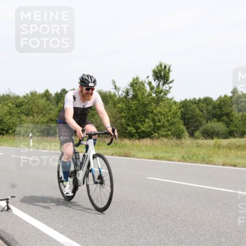 22.06.2025 - Viking Triathlon Yannick Fuchs http://msf.ph/oto/8082134 22.06.2025 12:36:41 Radfahren 28, 48, 97, 344, 419 meine-sportfotos.de