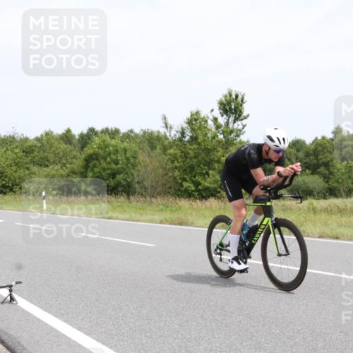 22.06.2025 - Viking Triathlon Yannick Fuchs http://msf.ph/oto/8082177 22.06.2025 12:38:06 Radfahren 203, 288, 403 meine-sportfotos.de