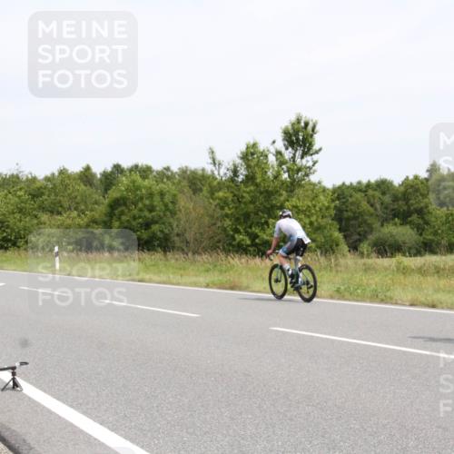 22.06.2025 - Viking Triathlon Yannick Fuchs http://msf.ph/oto/8082182 22.06.2025 12:38:21 Radfahren 44, 220, 324, 361, 402, 655 meine-sportfotos.de