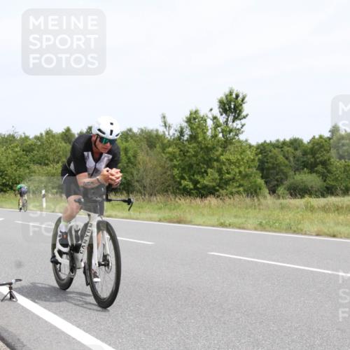 22.06.2025 - Viking Triathlon Yannick Fuchs http://msf.ph/oto/8082208 22.06.2025 12:38:37 Radfahren 116, 242, 284, 486, 653 meine-sportfotos.de