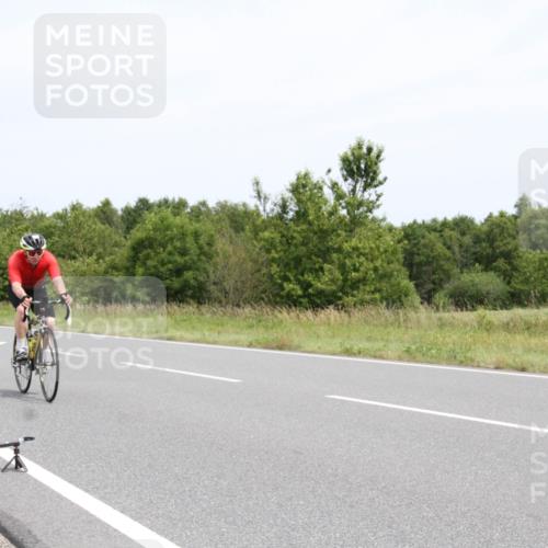 22.06.2025 - Viking Triathlon Yannick Fuchs http://msf.ph/oto/8082213 22.06.2025 12:38:43 Radfahren 106, 242, 429, 653 meine-sportfotos.de