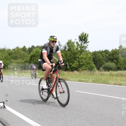 22.06.2025 - Viking Triathlon Yannick Fuchs http://msf.ph/oto/8082253 22.06.2025 12:39:23 Radfahren 159, 292, 303, 510 meine-sportfotos.de