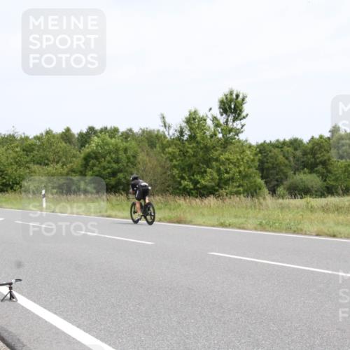 22.06.2025 - Viking Triathlon Yannick Fuchs http://msf.ph/oto/8082271 22.06.2025 12:39:49 Radfahren 132, 348, 356, 408, 511 meine-sportfotos.de