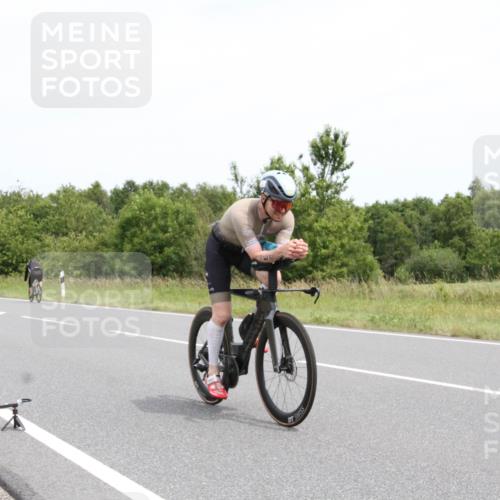 22.06.2025 - Viking Triathlon Yannick Fuchs http://msf.ph/oto/8082318 22.06.2025 12:41:00 Radfahren 71, 148, 214, 309, 464, 620, 626, 639 meine-sportfotos.de