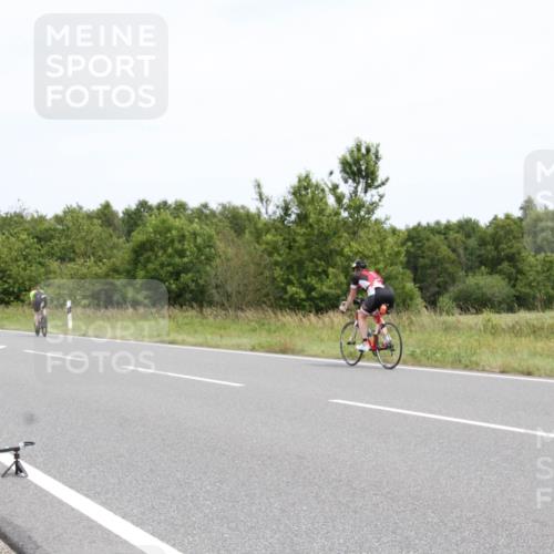 22.06.2025 - Viking Triathlon Yannick Fuchs http://msf.ph/oto/8082324 22.06.2025 12:41:05 Radfahren 71, 148, 464, 523, 639 meine-sportfotos.de
